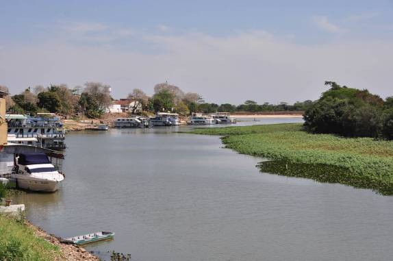 O rio Paraguai, na cidade de Cáceres, no Mato Grosso